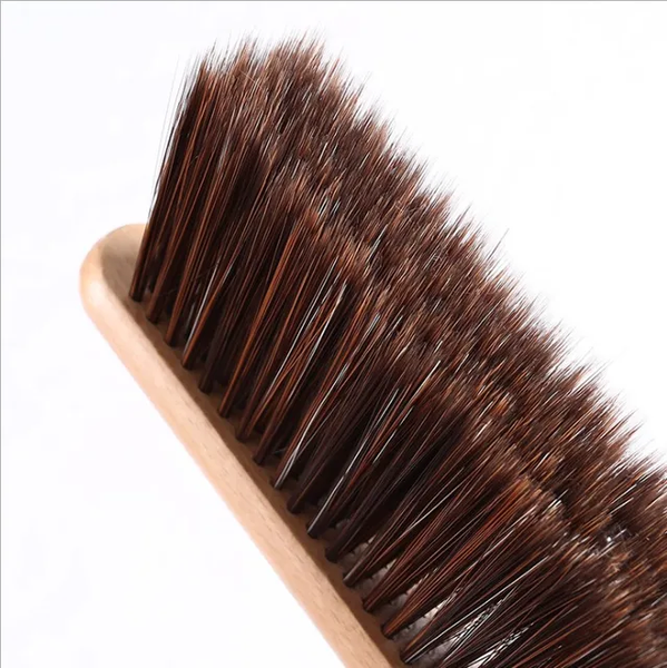 FLOUR BRUSH WOODEN HANDLE 37 CM