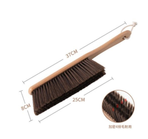 FLOUR BRUSH WOODEN HANDLE 37 CM