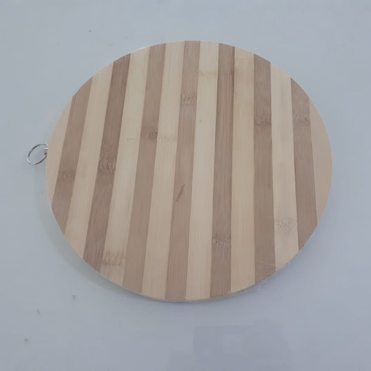 WOODEN CUTTING BOARD WITH ROUND HANDLE