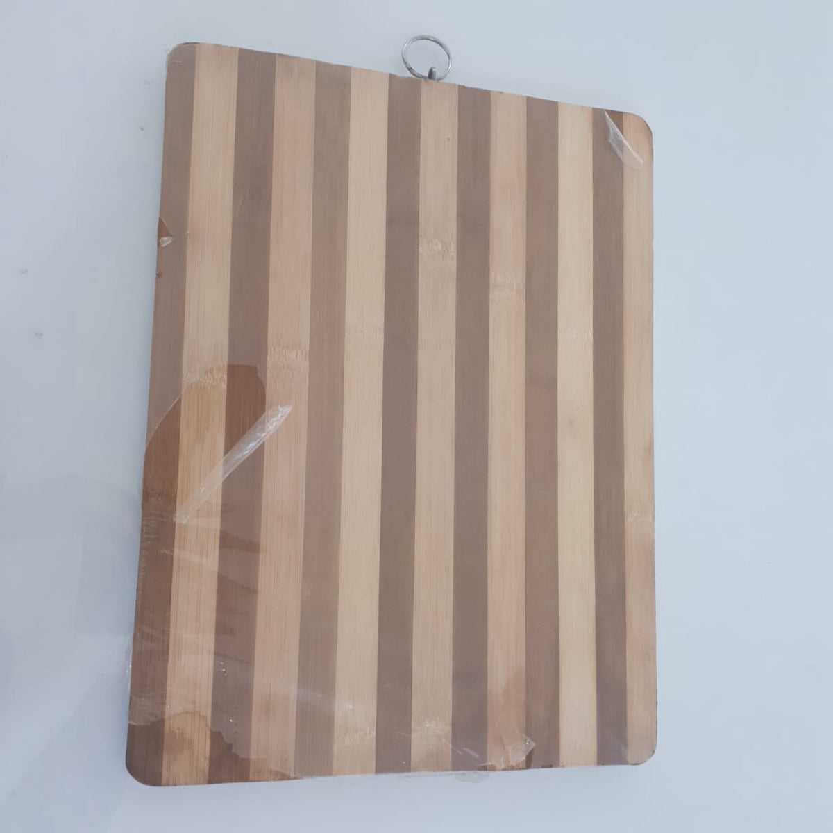 WOODEN CUTTING BOARD 40X30