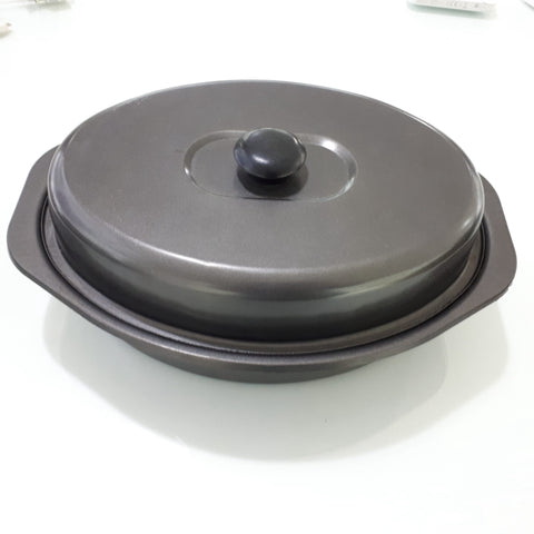 STOCK POT OVAL WITH BLACK COVER